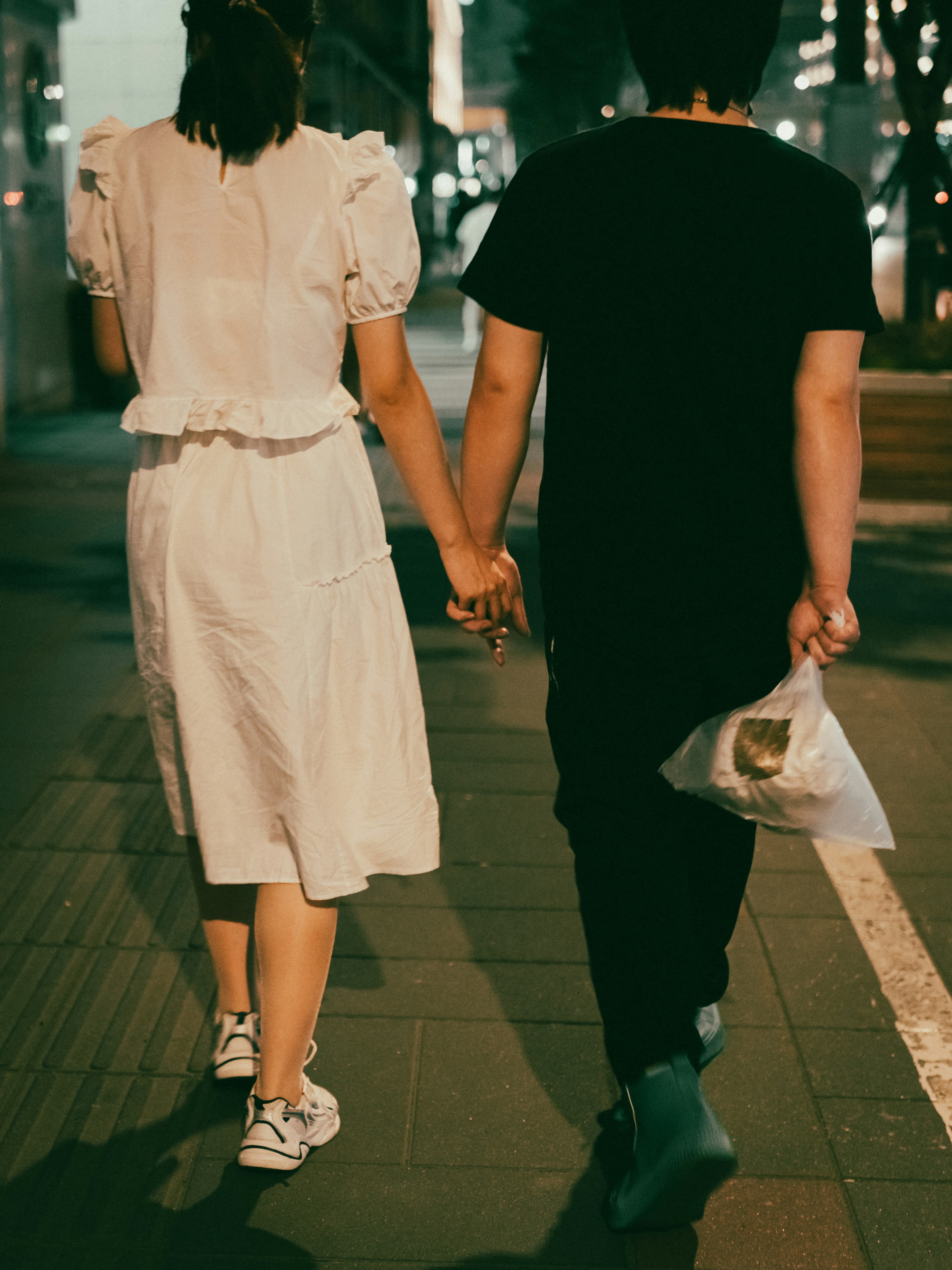 Building Confidence in Modern Dating: A Practical Guide